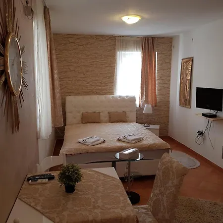 Royal Garden & Gastronomy * Budva