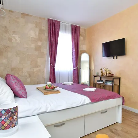 Apartment Royal Garden & Gastronomy *